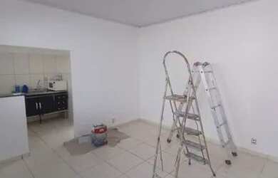 Imagem: A casa possui 2 Dormitórios, 1 Banheiro, Área de serviço