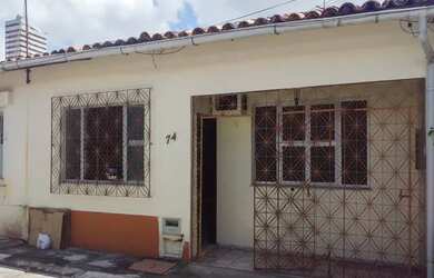 Imagem: A casa possui 2 Dormitórios, 1 Banheiro e 95m² de Área e