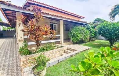 Imagem: A casa em condomínio possui 4 Dormitórios, 3 Banheiros, 3