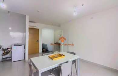 Imagem 3: Apartamento com 2 dormitórios à venda, 60 m² por R$ 640.000,00 - Centro...