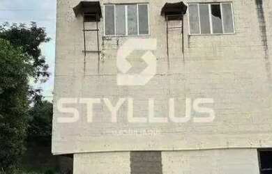 Imagem: O depósito possui 5 Vagas na garagem, 730m² de Área e está