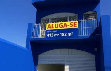 Imagem: O depósito possui 1 Vaga na garagem, 182m² de Área e está