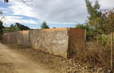 Imagem: O terreno possui 25.000m² de Área e está localizado em Ibituruna