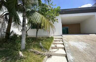 Imagem 8: Casa com 3 Suítes no Passaredo/ Climatizada/ 4 vagas de garagem sendo...