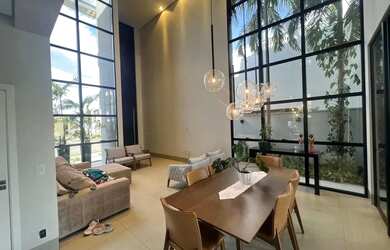 Imagem 7: Casa em Palmas. Piscina, Churrasqueira, Varandae242m² de Área