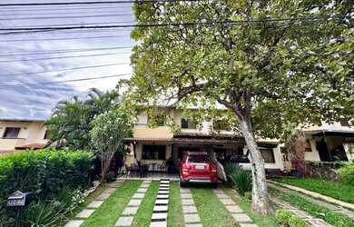 Imagem: A casa em condomínio possui 3 Dormitórios, 4 Banheiros, 2