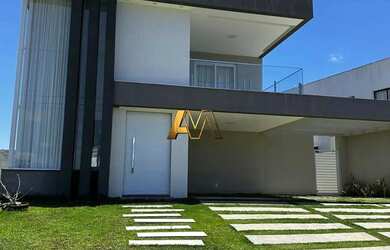 Imagem: A casa em condomínio possui 4 Dormitórios, 4 Banheiros, 4