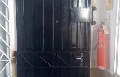 Imagem: O apartamento possui 2 Dormitórios, 1 Banheiro e está localizado