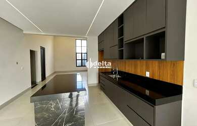 Imagem 12: Casa residencial com 3 quartos sendo 1 suíte disponível para venda no...