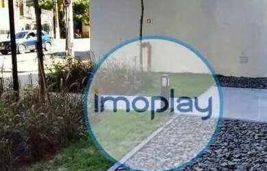 Imagem: O depósito possui 2 Vagas na garagem e 200m² de Área e está