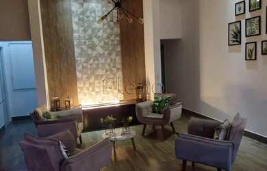 Imagem: A casa em condomínio possui 4 Dormitórios, 5 Banheiros, 5