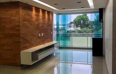 Imagem: O apartamento possui 3 Dormitórios, 1 Banheiro, 2 Vagas na