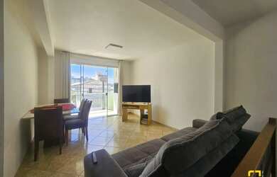 Imagem: A casa possui 5 Dormitórios, 4 Banheiros, 2 Vagas na garagem