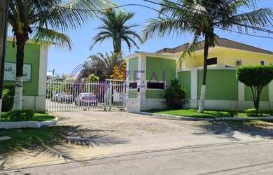 Imagem: A casa em condomínio possui 5 Dormitórios, 1 Banheiro, 3 Vagas