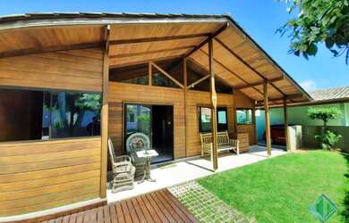 Imagem: A casa em condomínio possui 3 Dormitórios, 3 Banheiros, 1