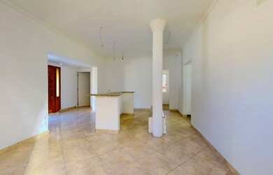 Imagem: O depósito possui 5 Vagas na garagem, 500m² de Área e está