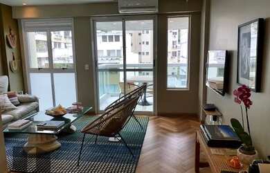 Imagem: O apartamento na cobertura possui 1 Dormitório, 2 Banheiros