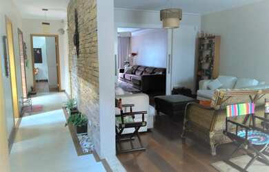 Imagem 3: Vendo Sobrado alto padrão, 3 suítes, 3 vagas, sauna,Hidromassagem, forno...