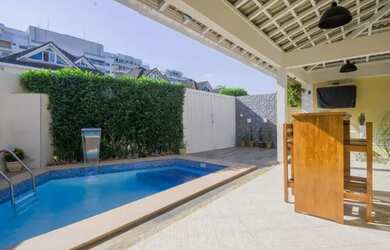 Imagem 2: Casa de condomínio Mobiliada para aluguel e venda possui 300 metros quadrados...