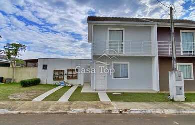 Imagem: A casa possui 2 Dormitórios, 3 Banheiros, 2 Vagas na garagem