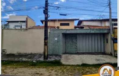 Imagem: A casa possui 3 Dormitórios, 4 Banheiros, 4 Vagas na garagem