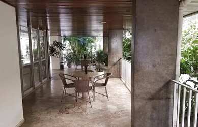 Imagem: O apartamento possui 1 Dormitório, 1 Banheiro, 1 Vaga na garagem