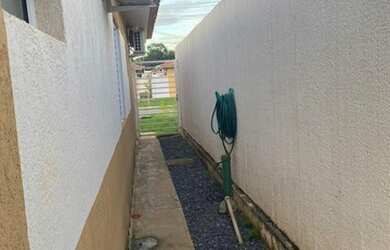 Imagem: A casa em condomínio possui 3 Dormitórios, 2 Banheiros, 2