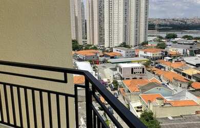 Imagem: O apartamento possui 3 Dormitórios, 1 Banheiro, 2 Vagas na