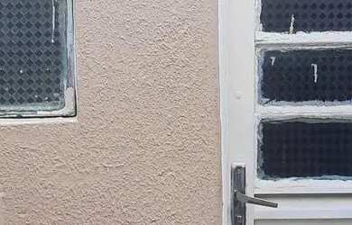 Imagem: A casa possui 1 Dormitório, 1 Banheiro e está localizado