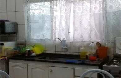 Imagem 2: CASA CARAPICUÍBA. 230m² de Área, 2 Vagas na garageme3 Dormitórios