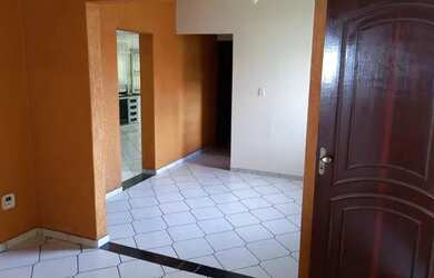 Imagem: A casa possui 3 Dormitórios, 1 Banheiro, 80m² de Área e