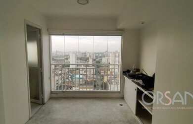 Imagem: O apartamento possui 1 Dormitório, 1 Banheiro, 1 Vaga na garagem