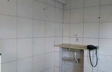 Imagem: A casa possui 2 Dormitórios, 1 Banheiro, 1 Vaga na garagem