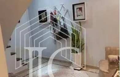 Imagem: O apartamento possui 4 Dormitórios, 3 Banheiros, 2 Vagas na