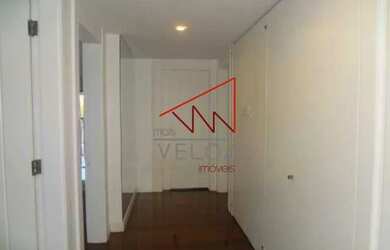 Imagem 12: Apartamento para venda possui 380 metros quadrados com 4 quartos em Lagoa - Rio de Janeiro