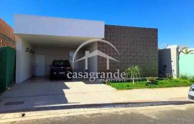 Imagem 1: Venda Casa SHOPPING PARK. Piscina, Churrasqueira, Ar-condicionadoeÁrea...