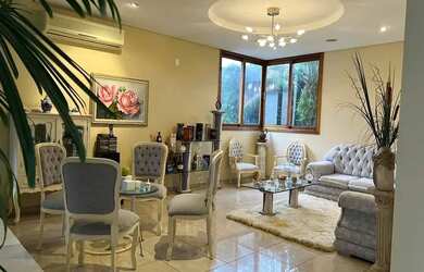 Imagem: A casa em condomínio possui 3 Dormitórios, 4 Banheiros, 4