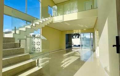 Imagem 3: Casa em condomínio fechado com estrutura de clube