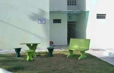 Imagem: O apartamento possui 2 Dormitórios, 1 Banheiro, 1 Vaga na garagem