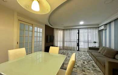 Imagem: O apartamento possui 3 Dormitórios, 4 Banheiros, 2 Vagas na