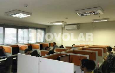 Imagem: O depósito possui 1 Vaga na garagem e 38m² de Área e está