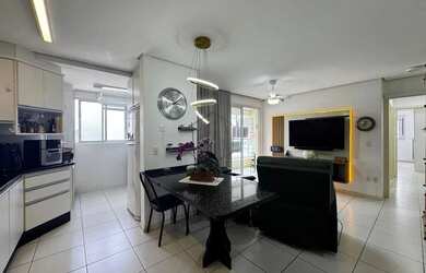 Imagem: O apartamento possui 2 Dormitórios, 2 Banheiros, 1 Vaga na