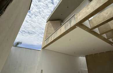 Imagem 10: Casa a venda no Bairro Reserva Real