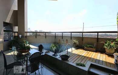 Imagem: O apartamento possui 4 Dormitórios, 5 Banheiros, 4 Vagas na