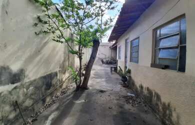 Imagem 6: Casa à Venda no Bairro Santa Rita - Montes Claros/MG