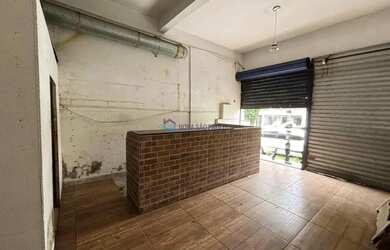 Imagem: O depósito possui 235m² de Área e está localizado em Vila