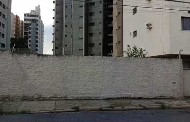 Imagem: O terreno possui 560m² de Área e está localizado em Jardim