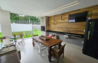 Imagem 7: Casa Duplex no Alphaville 1/ 4 Suítes/ 3 no 2o piso e 1 no primeiro todas...