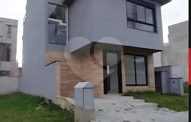 Imagem: A casa em condomínio possui 2 Dormitórios, 5 Banheiros, 1