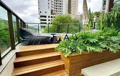 Imagem: O apartamento possui 4 Dormitórios, 5 Banheiros, 4 Vagas na